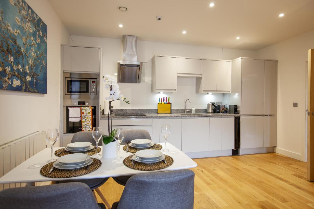 Urban Living'S ~ King Edward Luxury Apartments In The Heart Of Windsor Exteriör bild