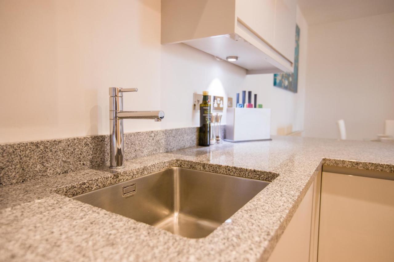 Urban Living'S ~ King Edward Luxury Apartments In The Heart Of Windsor Exteriör bild