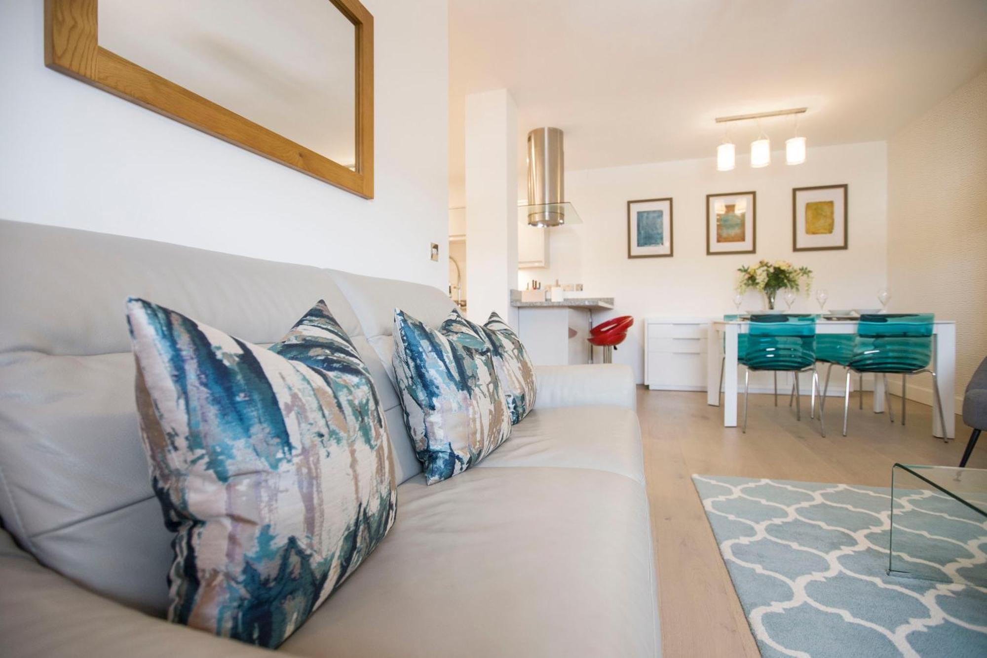 Urban Living'S ~ King Edward Luxury Apartments In The Heart Of Windsor Exteriör bild
