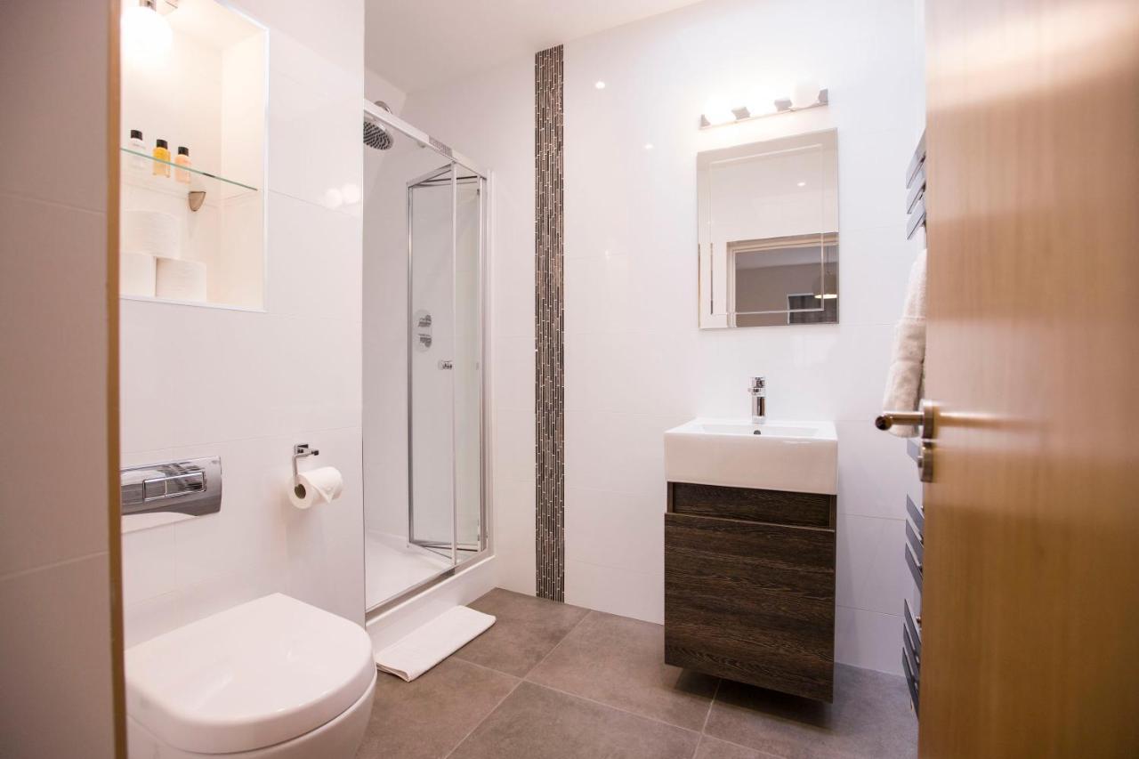 Urban Living'S ~ King Edward Luxury Apartments In The Heart Of Windsor Exteriör bild